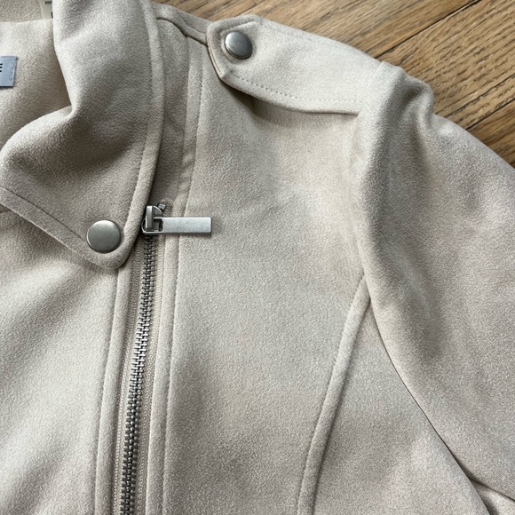 Bagatelle collection woman’s size large polyester/spandex cream colored jacket - Picture 4 of 9